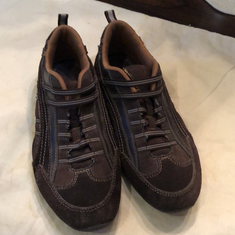 Predictions Brown with gold trim leather and faux leather comfy Sneakers